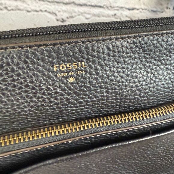 Fossil Black Leather Tessa Crossbody Bag - Picture 4 of 11